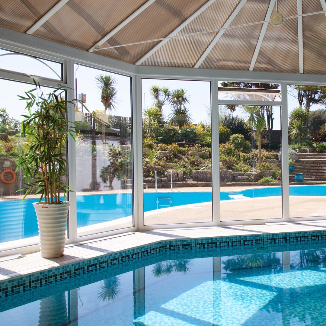 Bournemouth Carlton Leisure 08 84305