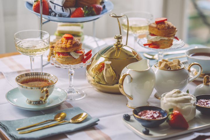 Afternoon Tea, Gb