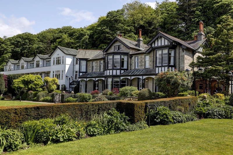 Castle Green Hotel Grounds And Hotel 34 83674