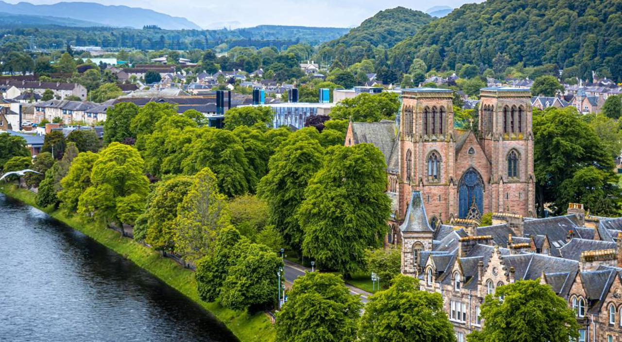 Inverness V3