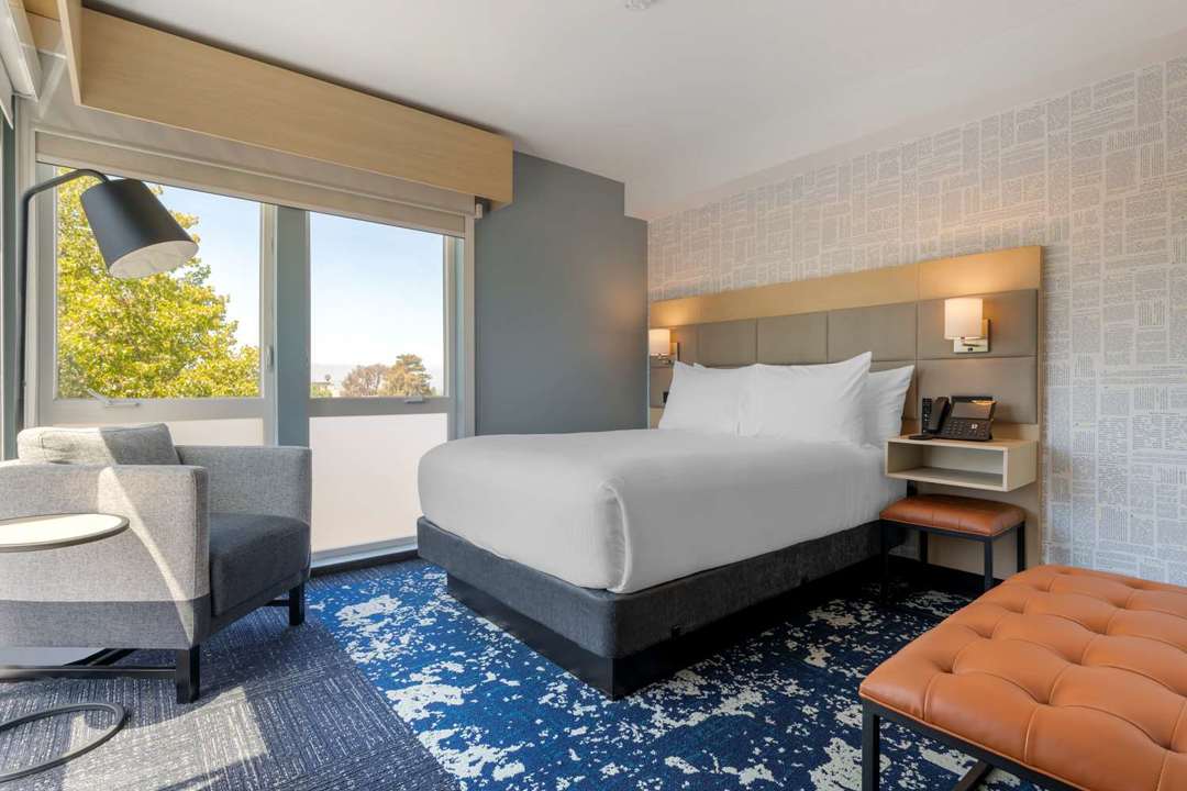05754 006 Guestroom